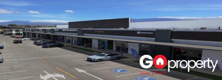 Alquiler de Local Comercial - Lindora 